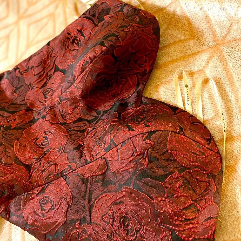 Burgundy Prom dress